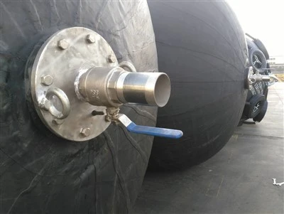 Fender Angkatan Laut Kapal Selam
